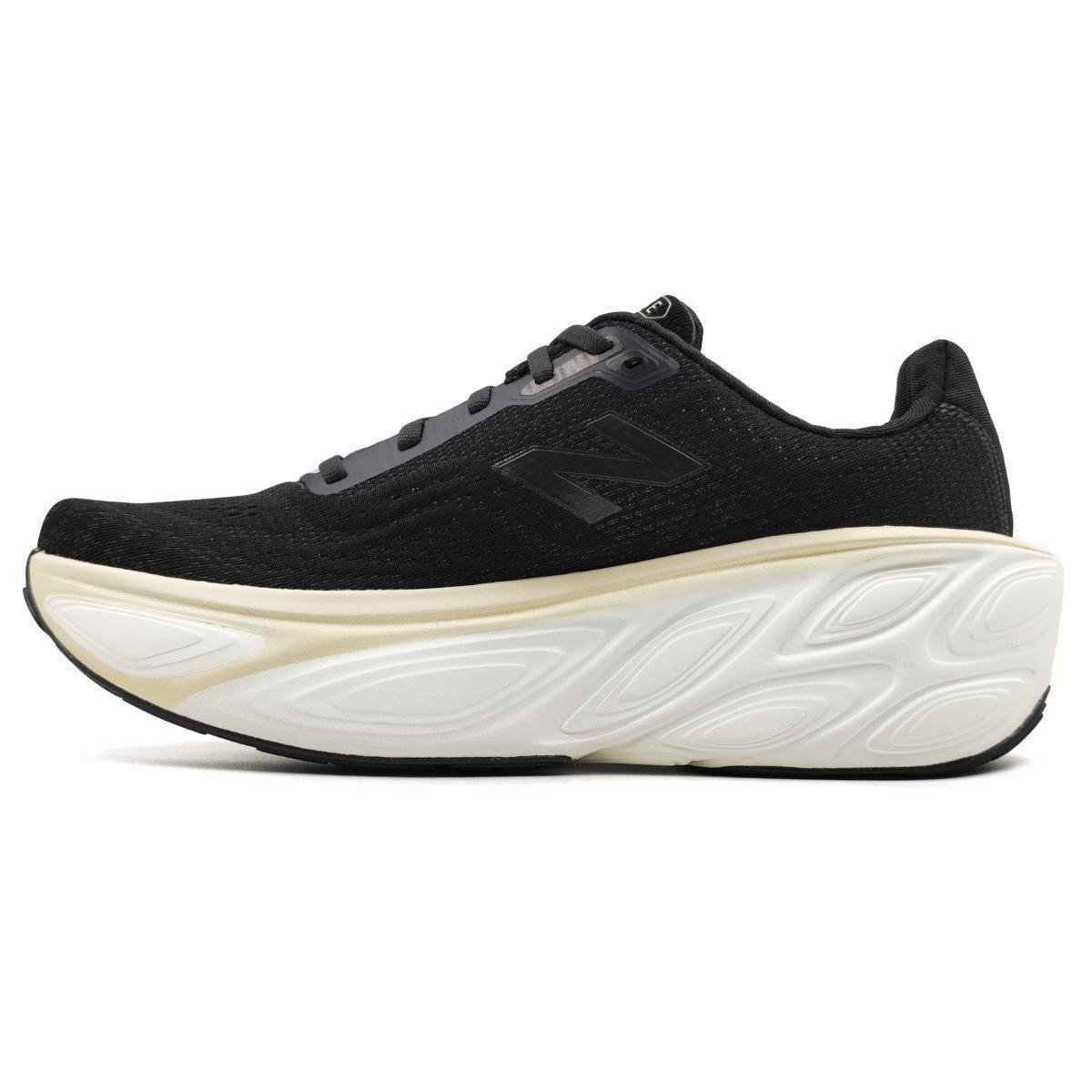 Tênis New Balance Fresh Foam X More V5 - Preto+Branco